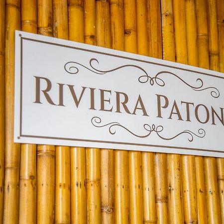 Riviera Patong Hotel Exterior foto